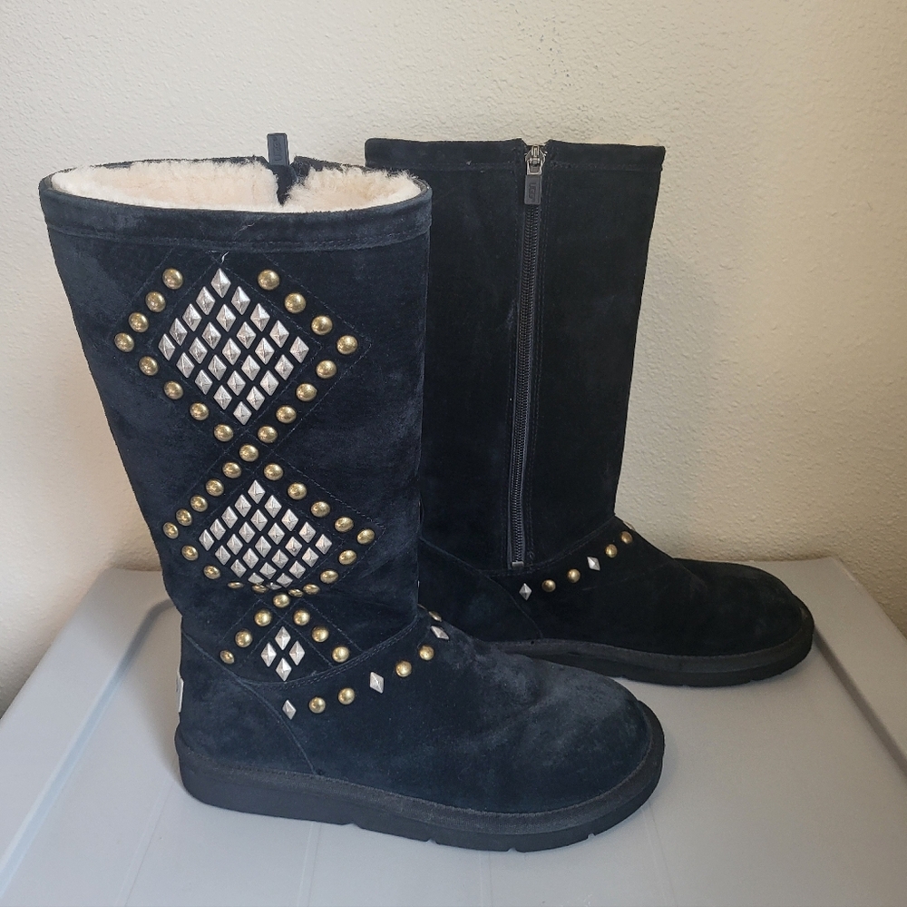 UGG Women's Avondale Black Boots with Gold and Silver Accents, Size Womens 7 - Picture 10 of 10